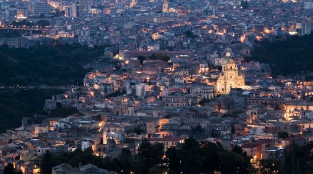 Una immagine panoramica di Ragusa (1)